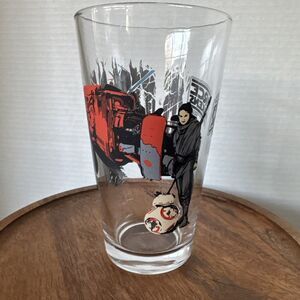 Star Wars Force Awakens PINT GLASS...Alamo Promo Collectible